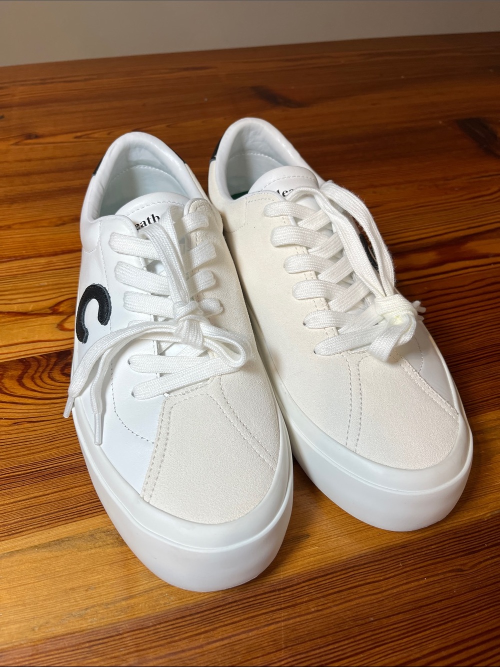 NWOT Men’s Clearweather Continental low-top leather sneakers, Size 9.5